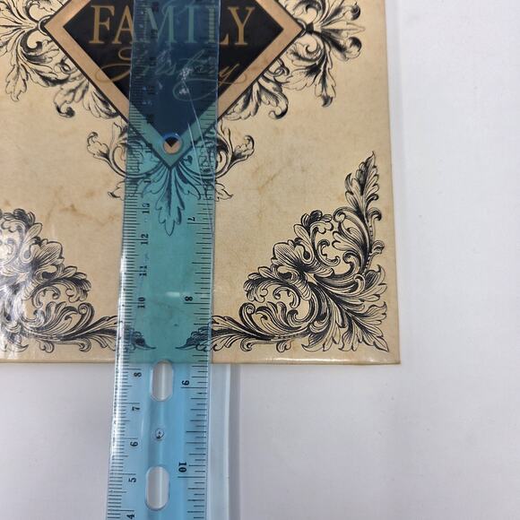 Hallmark "My Family History" Journal ~ Pre-Owned / Un-Used - Picture 9 of 10